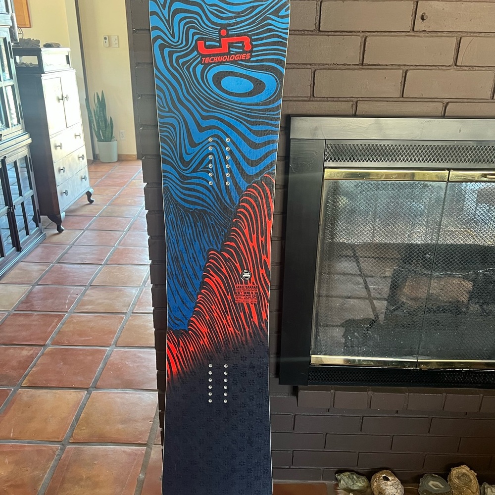 Men's Snowboard - Red and Blue